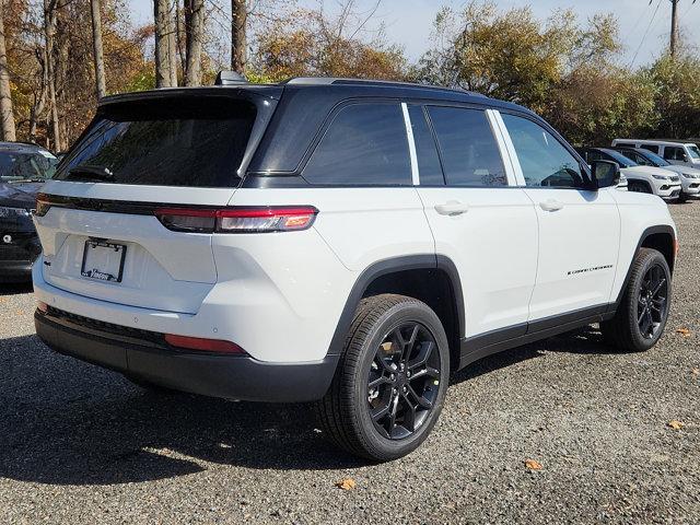 new 2025 Jeep Grand Cherokee car, priced at $53,140