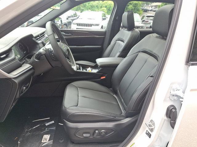 new 2025 Jeep Grand Cherokee L car, priced at $51,515