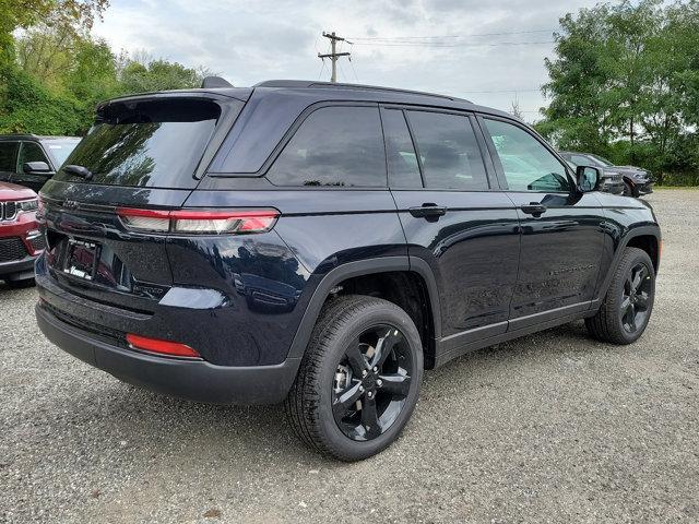 new 2025 Jeep Grand Cherokee car, priced at $55,460