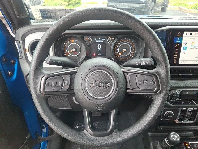 new 2025 Jeep Wrangler car, priced at $43,190