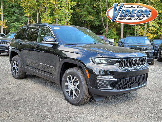 new 2025 Jeep Grand Cherokee car, priced at $49,810