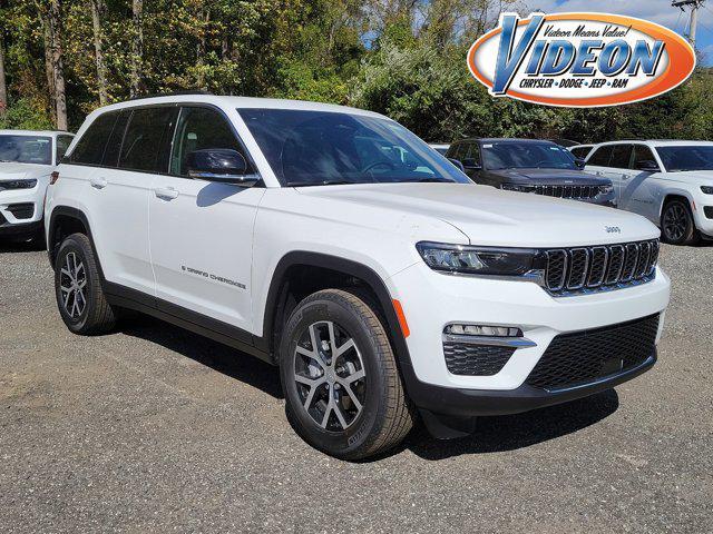 new 2025 Jeep Grand Cherokee car, priced at $49,215