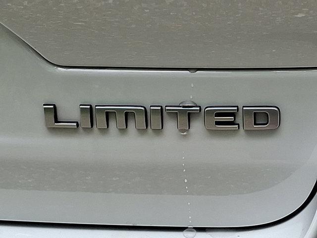 new 2025 Jeep Grand Cherokee car, priced at $49,415