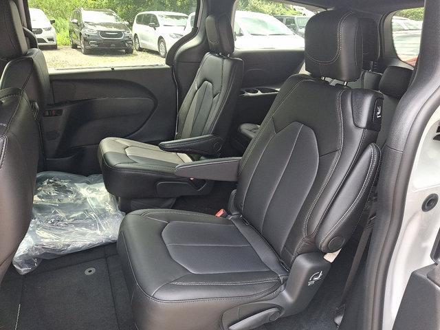 new 2026 Chrysler Pacifica car, priced at $44,685
