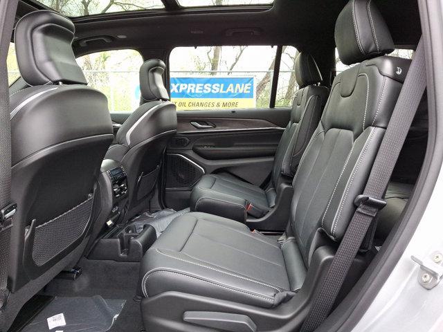 new 2025 Jeep Grand Cherokee L car, priced at $65,365