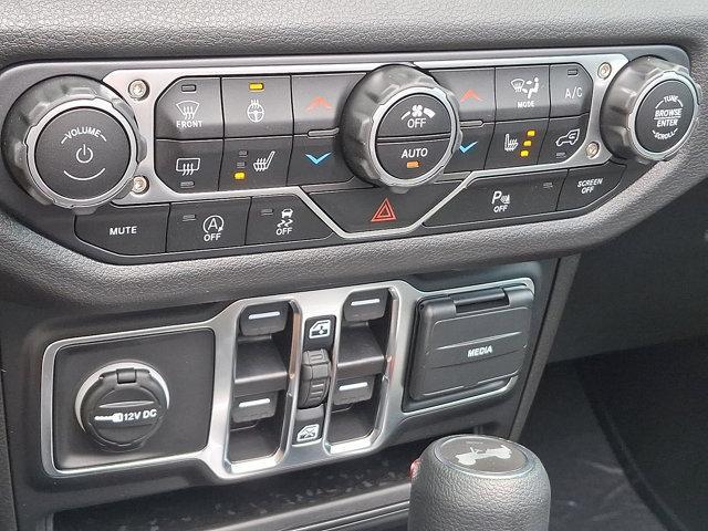 new 2025 Jeep Wrangler car, priced at $55,865
