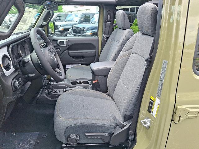 new 2025 Jeep Wrangler car, priced at $55,865