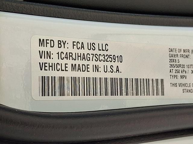 new 2025 Jeep Grand Cherokee car, priced at $47,780