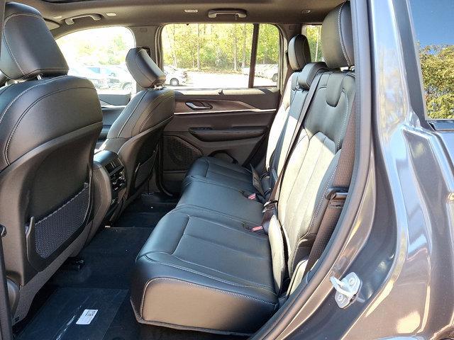 new 2025 Jeep Grand Cherokee car, priced at $52,935