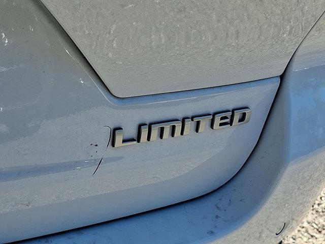 new 2025 Jeep Grand Cherokee car, priced at $50,410