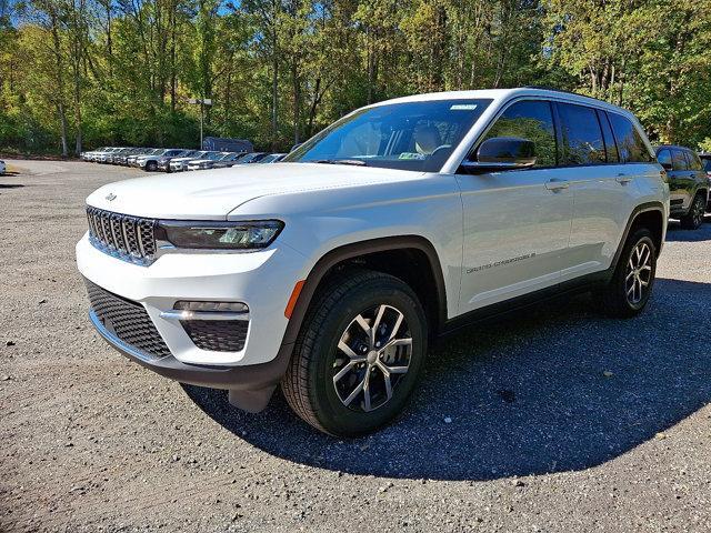 new 2025 Jeep Grand Cherokee car, priced at $50,410