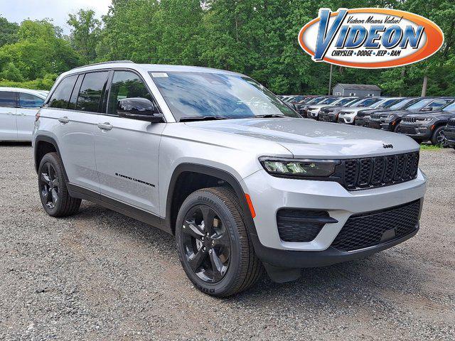 new 2025 Jeep Grand Cherokee car, priced at $48,375
