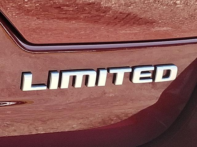 new 2025 Jeep Grand Cherokee car, priced at $50,010