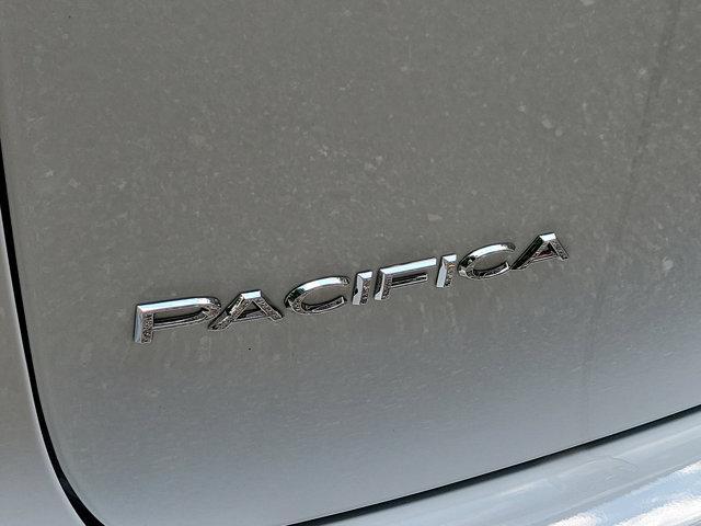 new 2023 Chrysler Pacifica Hybrid car, priced at $52,690