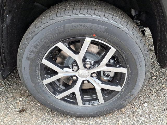 new 2025 Jeep Grand Cherokee L car, priced at $52,110
