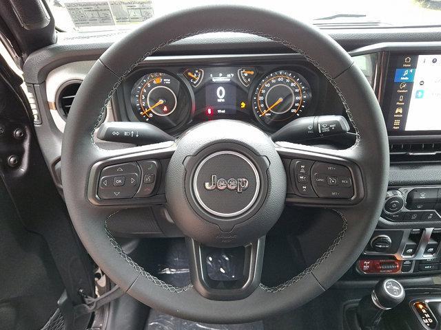 new 2025 Jeep Wrangler car, priced at $44,685