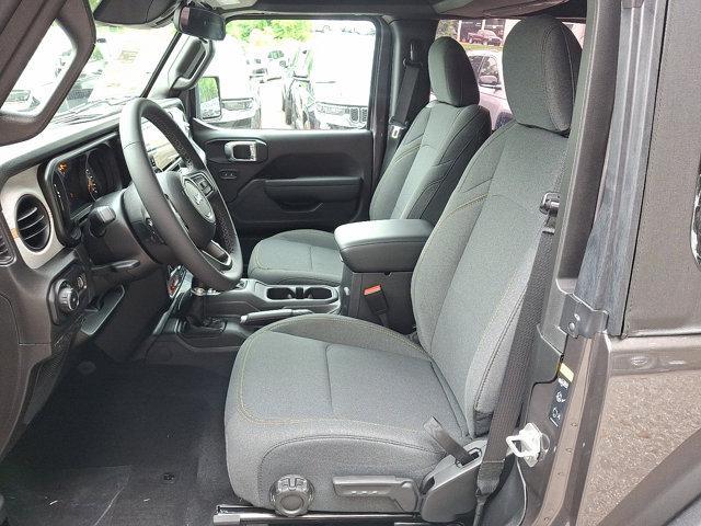 new 2025 Jeep Wrangler car, priced at $44,685