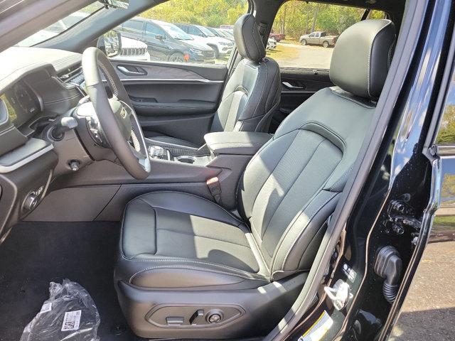 new 2025 Jeep Grand Cherokee car, priced at $52,735