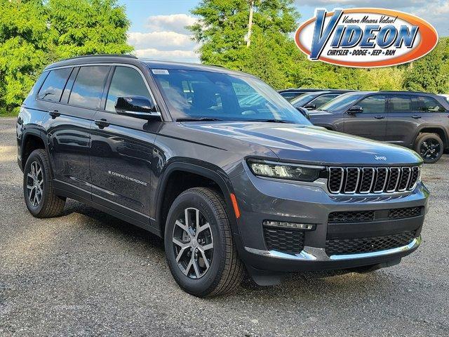 new 2024 Jeep Grand Cherokee L car, priced at $52,295