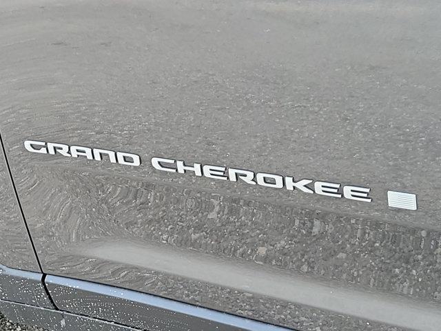 new 2024 Jeep Grand Cherokee L car, priced at $52,295