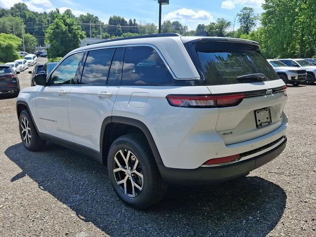 new 2025 Jeep Grand Cherokee car, priced at $49,415