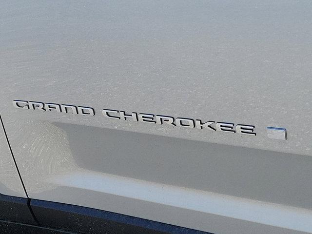 new 2024 Jeep Grand Cherokee car, priced at $44,970