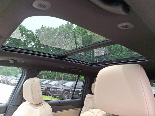new 2025 Jeep Grand Cherokee L car, priced at $58,060