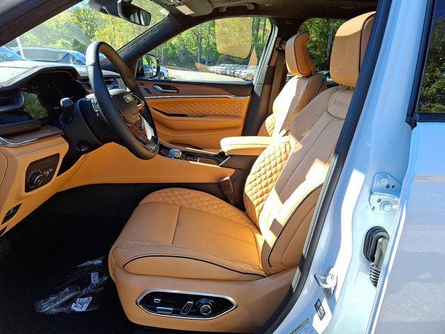 new 2025 Jeep Grand Cherokee car, priced at $65,940