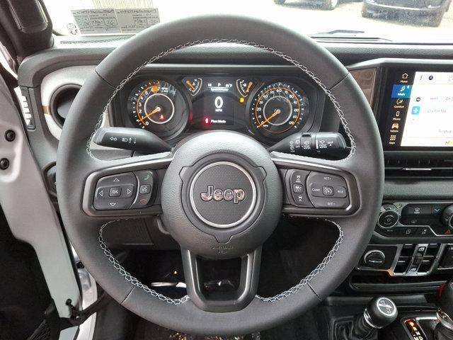 new 2025 Jeep Wrangler car, priced at $46,655