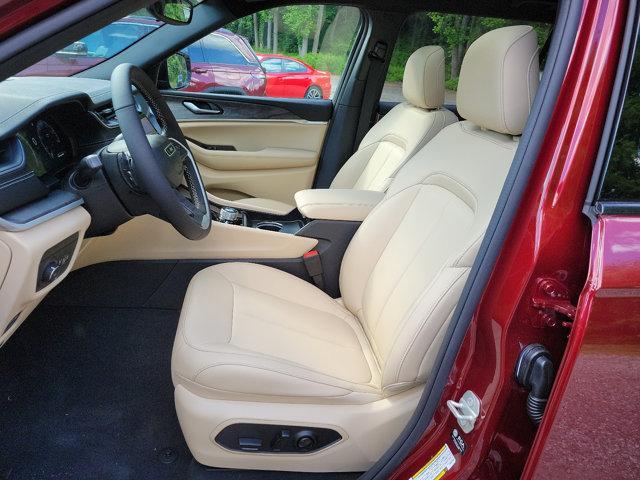 new 2024 Jeep Grand Cherokee L car, priced at $54,910