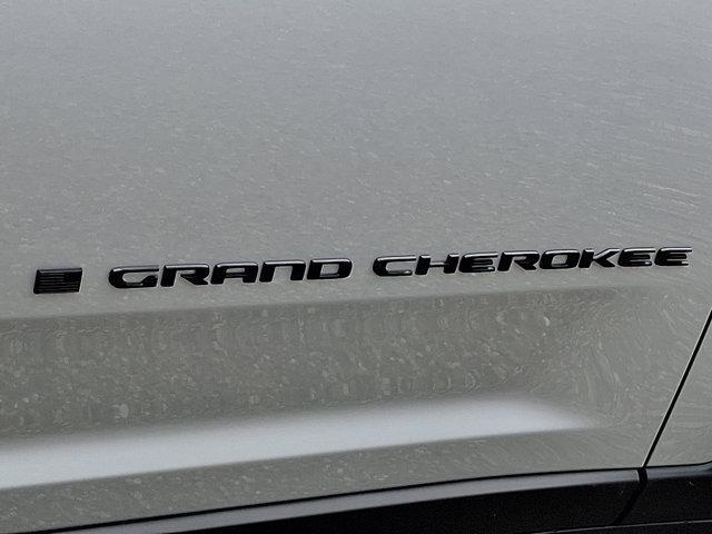 new 2025 Jeep Grand Cherokee car, priced at $48,375