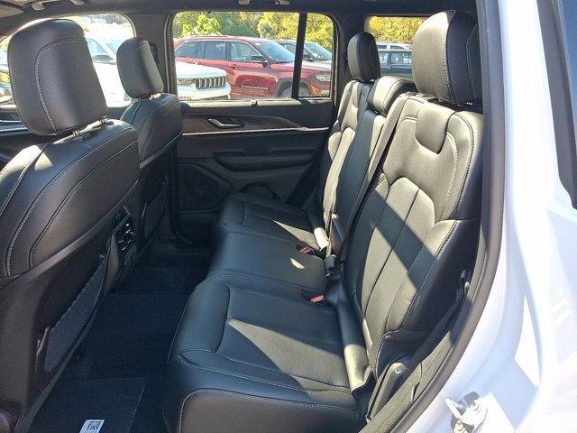 new 2025 Jeep Grand Cherokee car, priced at $52,340