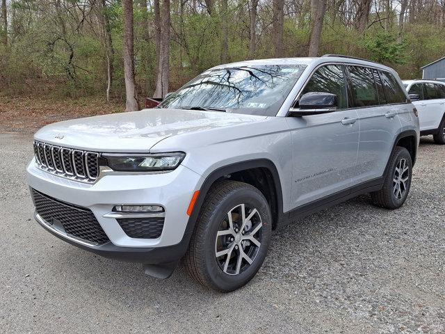 new 2025 Jeep Grand Cherokee car, priced at $51,005
