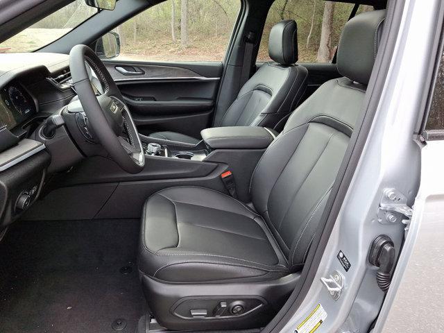 new 2025 Jeep Grand Cherokee car, priced at $51,005