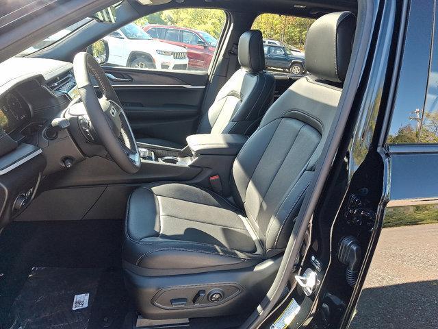 new 2025 Jeep Grand Cherokee car, priced at $52,935