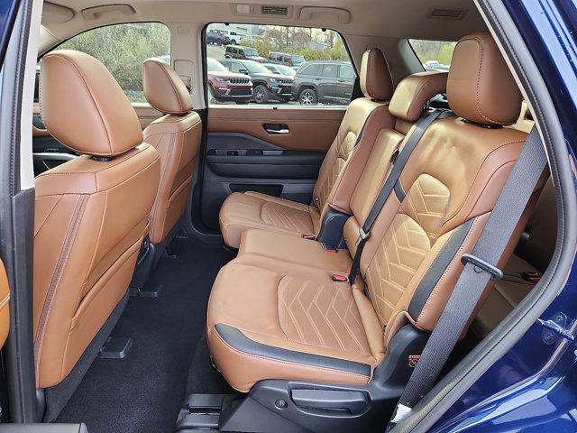 used 2023 Nissan Pathfinder car, priced at $35,887