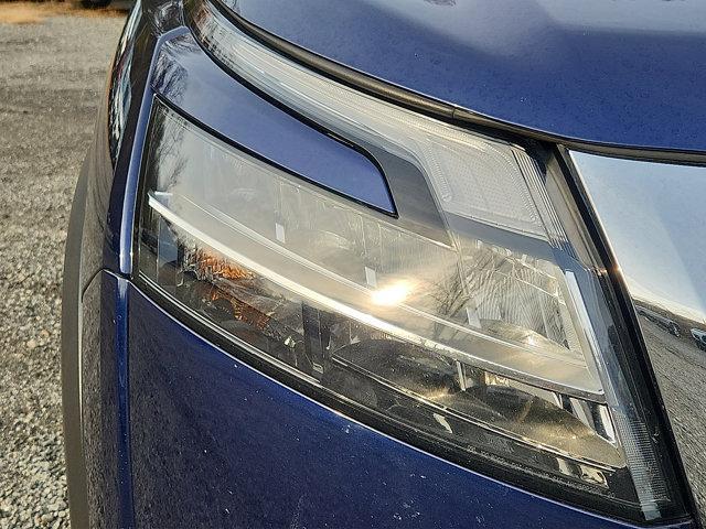 used 2023 Nissan Pathfinder car, priced at $35,887