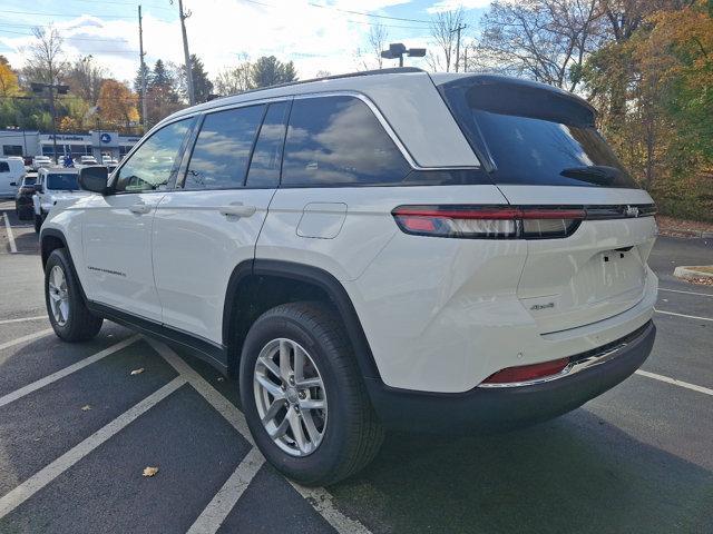 new 2024 Jeep Grand Cherokee car, priced at $45,370