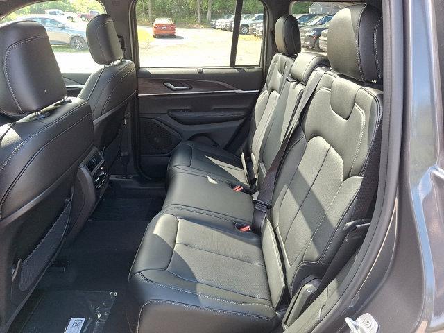 new 2025 Jeep Grand Cherokee car, priced at $52,935