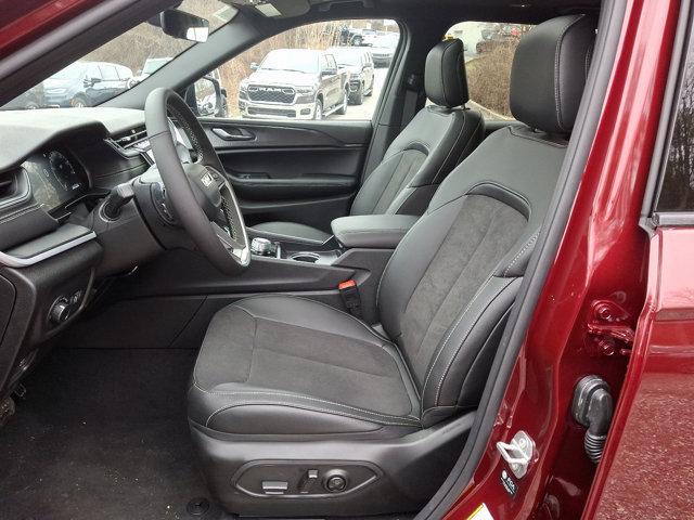 new 2025 Jeep Grand Cherokee L car, priced at $50,175