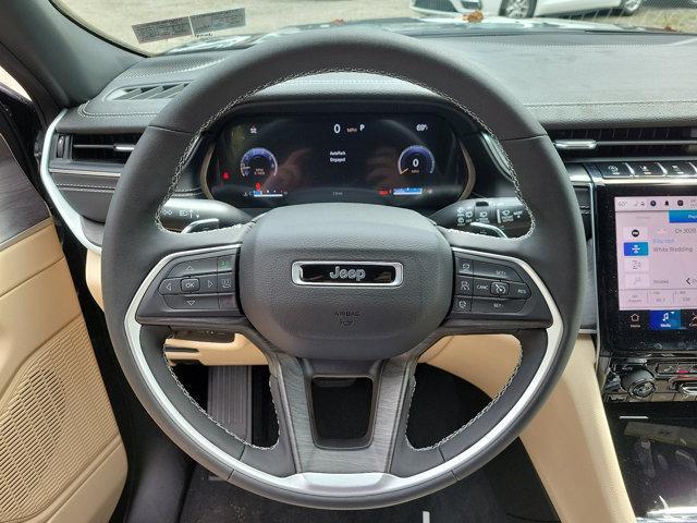 new 2025 Jeep Grand Cherokee car, priced at $47,295