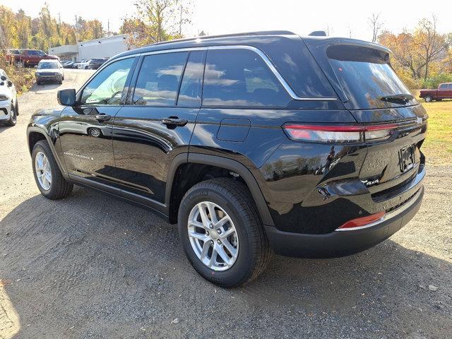 new 2025 Jeep Grand Cherokee car, priced at $43,970