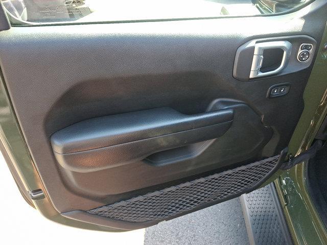 used 2021 Jeep Wrangler Unlimited car, priced at $33,447