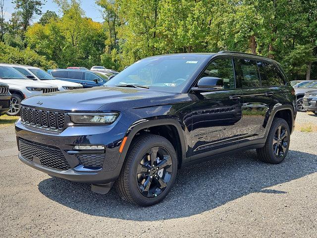 new 2024 Jeep Grand Cherokee car, priced at $55,535