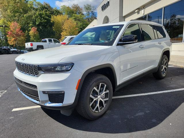 new 2024 Jeep Grand Cherokee L car, priced at $57,240