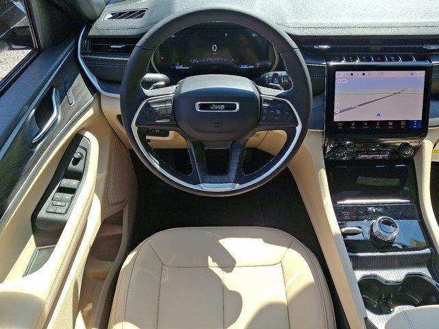 new 2025 Jeep Grand Cherokee car, priced at $49,415