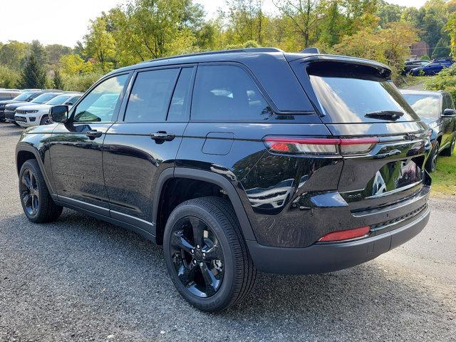 new 2025 Jeep Grand Cherokee car, priced at $48,175