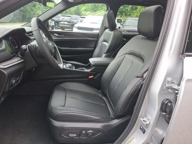 new 2025 Jeep Grand Cherokee car, priced at $52,735