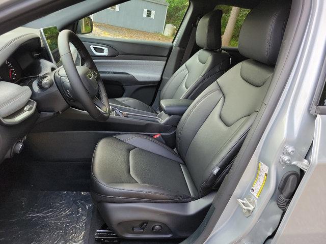 new 2024 Jeep Compass car, priced at $34,085