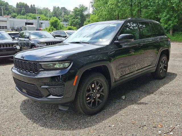 new 2025 Jeep Grand Cherokee car, priced at $46,730
